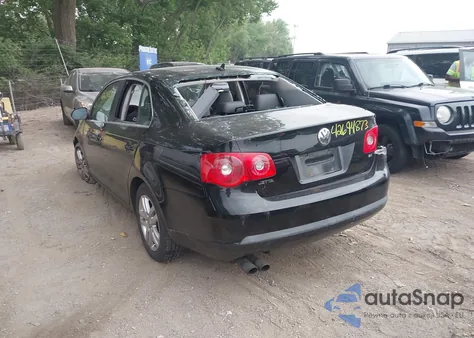 2007 Volkswagen Jetta 2.5 из США, поврежденный, VIN 3VWSF71K17M030645